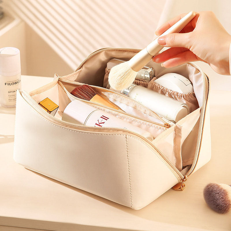The H*AIR*ING Makeup Bag